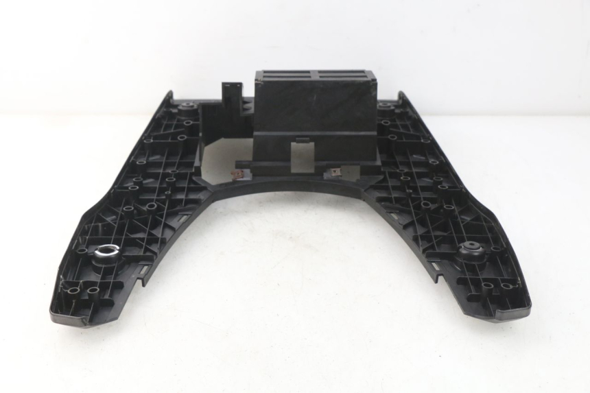 photo de FUßRASTE YAMAHA BW'S BWS 125 (2010 - 2013) - Oberflächenzustand und Material