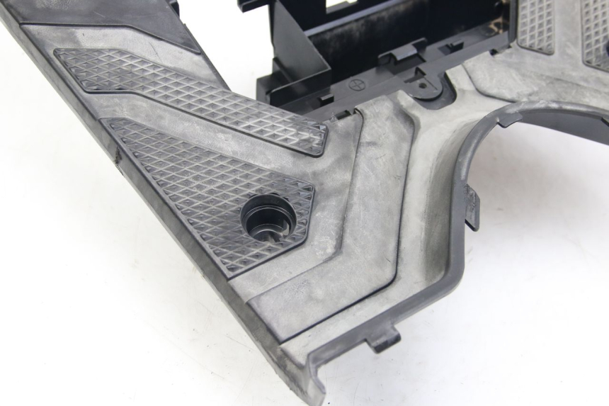 photo de FUßRASTE YAMAHA BW'S BWS 125 (2010 - 2013) - Oberflächenzustand und Material