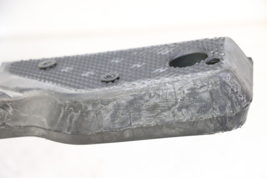 photo de TRITTBRETT VERKLEIDUNG YAMAHA BW'S 100 (1999 - 2002) - Hochauflösende Nahaufnahme