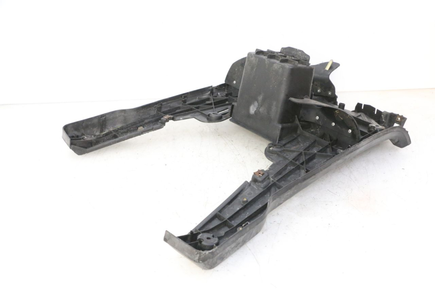 photo de TRITTBRETT VERKLEIDUNG YAMAHA BW'S 100 (1999 - 2002) - Geprüftes Gebrauchtteil