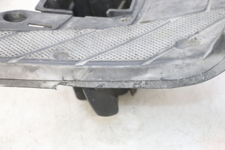 photo de TRITTBRETT VERKLEIDUNG YAMAHA BW'S 100 (1999 - 2002) - Kennzeichnungen und Originalreferenzen