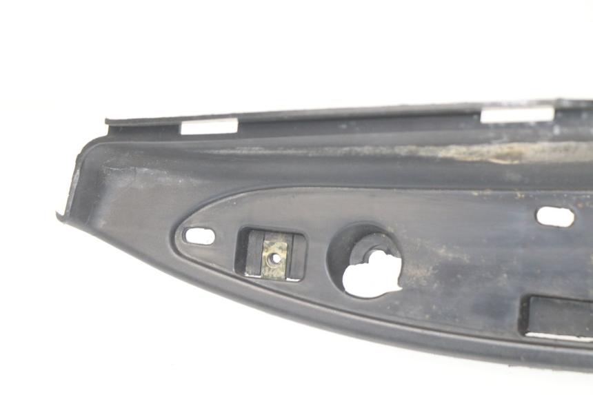 photo de TRITTBRETT VERKLEIDUNG ERIDER CARGO 1 (2009 - 2018) - Charakteristische Merkmale