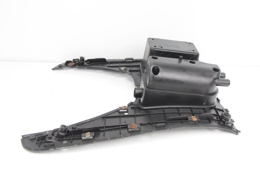 photo de TRITTBRETT VERKLEIDUNG JMSTAR CJ12M 125 (2005 - 2007) - Zoom auf Gebrauchszustand