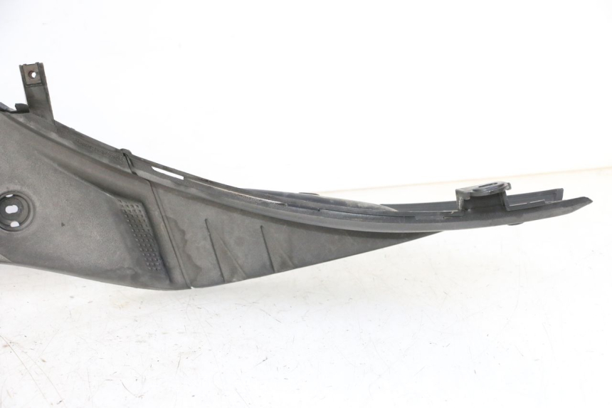 photo de FUßRASTE YAMAHA CYGNUS X INJECTION 125 (2007 - 2013) - Detaillierte Sichtprüfung