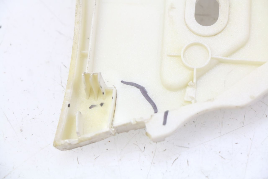 photo de FUßRASTE PEUGEOT DJANGO 2T 50 (2014 - 2019) - Details der Befestigungspunkte