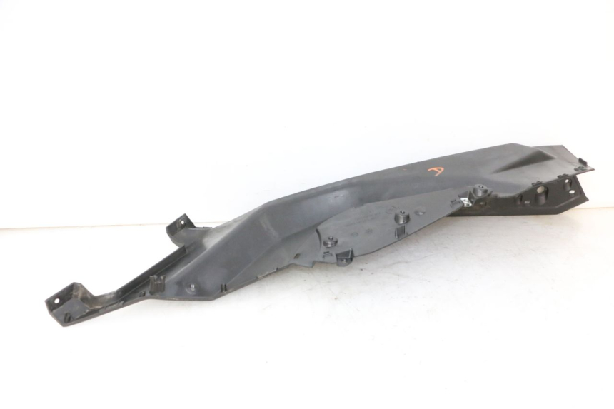 photo de TRITTBRETT VERKLEIDUNG RECHTS QUADRO 4 4D 350 (2015 - 2018) - Technische Nahaufnahme