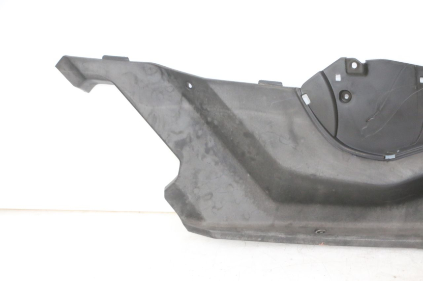 photo de TRITTBRETT VERKLEIDUNG RECHTS QUADRO 4 4D 350 (2015 - 2018) - Geprüftes Gebrauchtteil