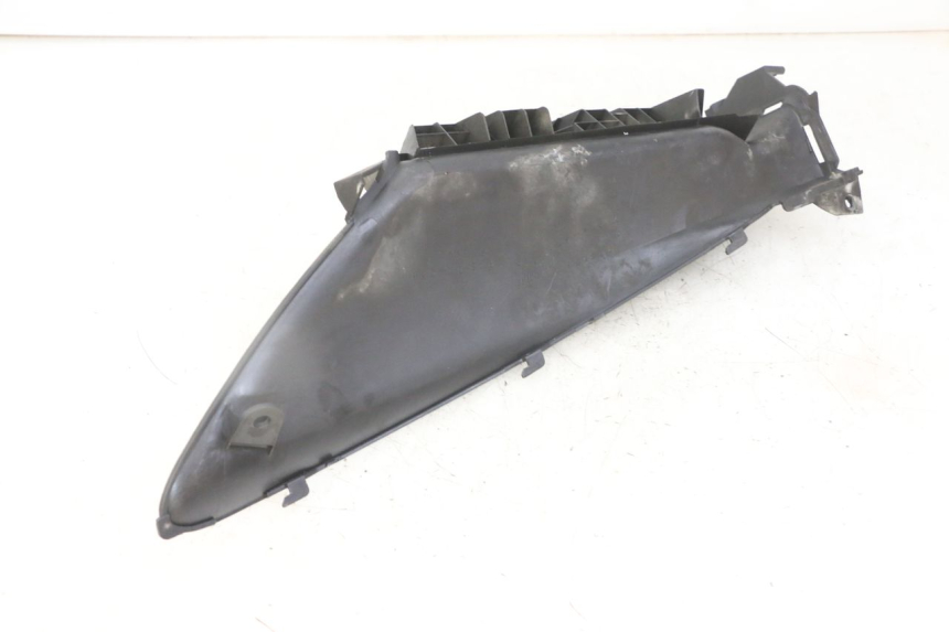 photo de RECHTER FUßRASTEN SUZUKI BURGMAN 125 (2007 - 2014) - Zoom auf Gebrauchszustand