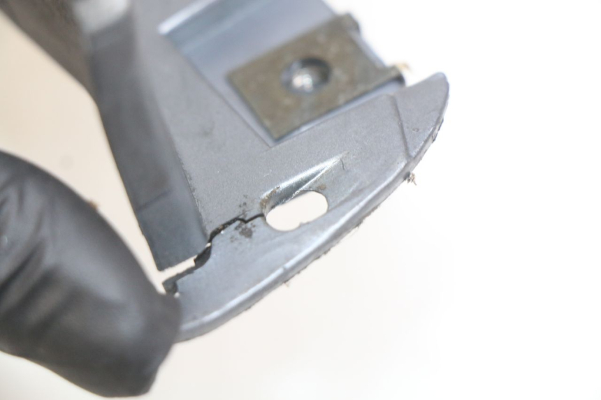 photo de RECHTER FUßRASTEN BMW C1 125 (2000 - 2003) - Detailansicht des Bauteils