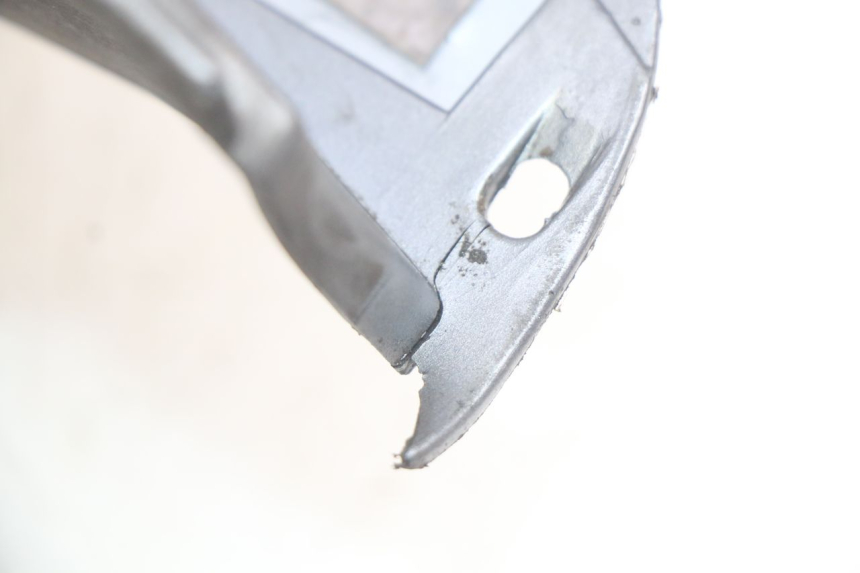 photo de RECHTER FUßRASTEN BMW C1 125 (2000 - 2003) - Zoom auf Gebrauchszustand