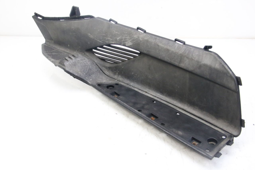 photo de RECHTER FUßRASTEN KYMCO DINK STREET 125 (2009 - 2014) - Technische Nahaufnahme