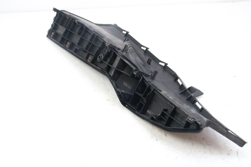 photo de RECHTER FUßRASTEN KYMCO DINK STREET 125 (2009 - 2014) - Details der Befestigungspunkte