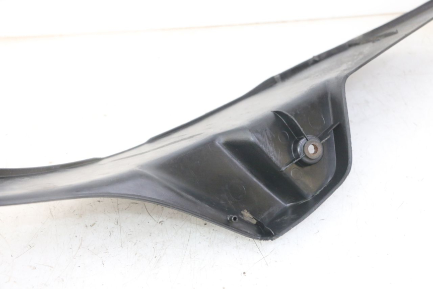 photo de TRITTBRETT VERKLEIDUNG RECHTS PEUGEOT ELYSEO 125 (1999 - 2004) - Alternative Perspektive