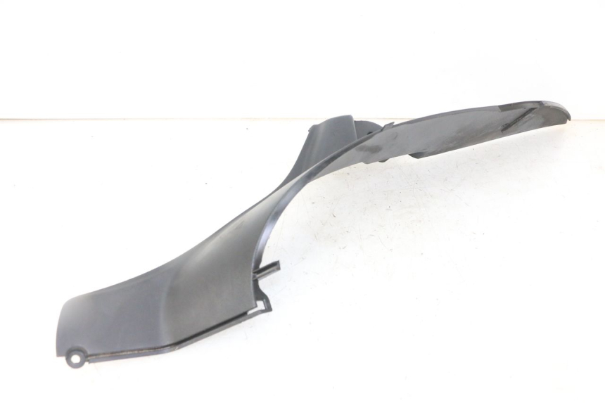 photo de TRITTBRETT VERKLEIDUNG RECHTS PEUGEOT ELYSEO 125 (1999 - 2004) - Technische Nahaufnahme