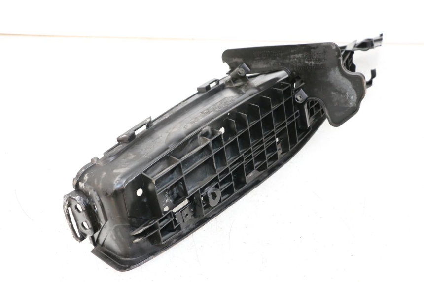 photo de RECHTER FUßRASTEN HONDA FES S-WING SWING ABS 125 (2007 - 2015) - Detailansicht des Bauteils