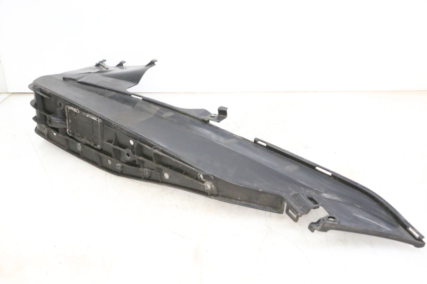 photo de TRITTBRETT VERKLEIDUNG RECHTS HONDA FORZA ABS 300 (2013 - 2017) - Zoom auf Gebrauchszustand