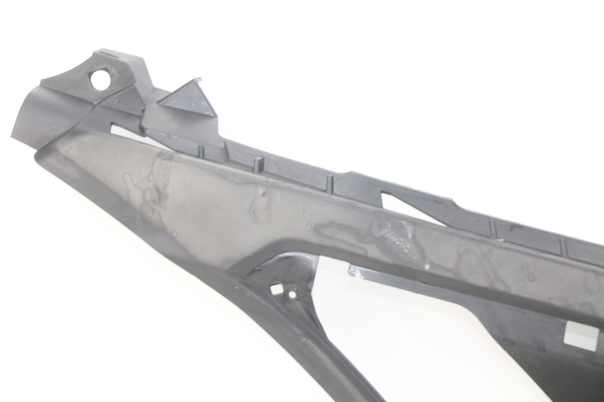 photo de RECHTER FUßRASTEN PEUGEOT GEOPOLIS 400 (2007 - 2013) - Details der Befestigungspunkte