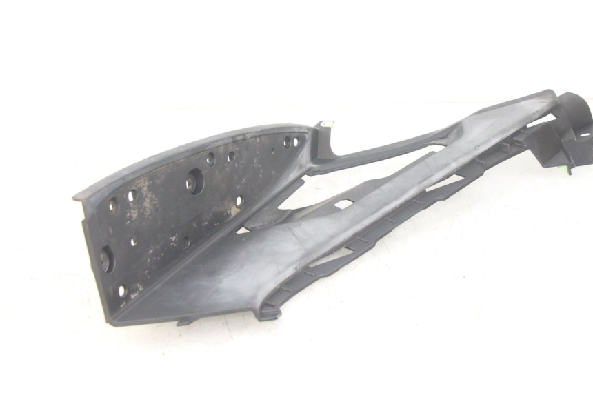 photo de TRITTBRETT VERKLEIDUNG RECHTS PEUGEOT GEOPOLIS RS 125 (2007 - 2009) - Alternative Perspektive