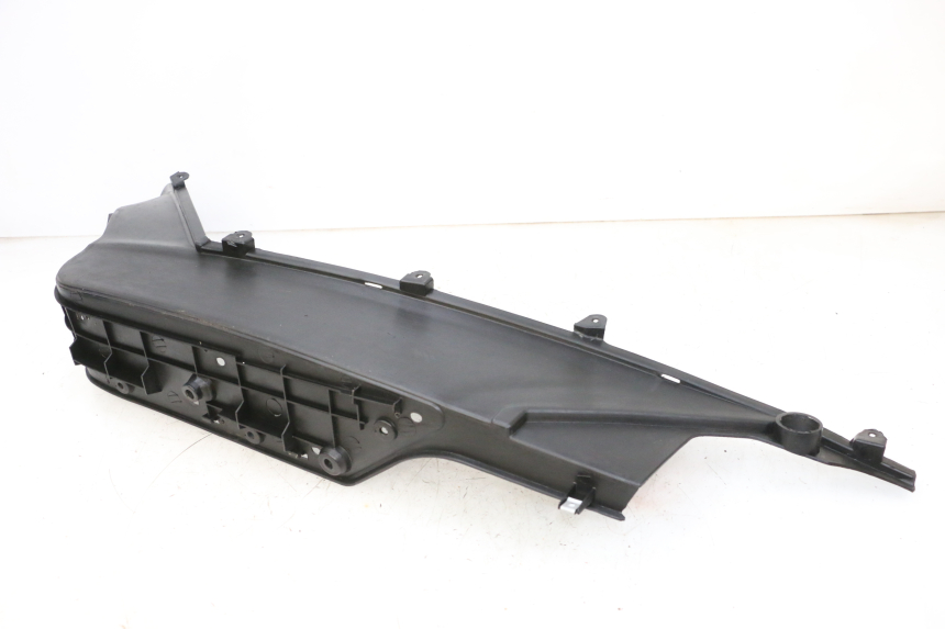 photo de TRITTBRETT VERKLEIDUNG RECHTS JM MOTORS GTS 125 (2015 - 2019) - Weitere Ansicht des Artikels