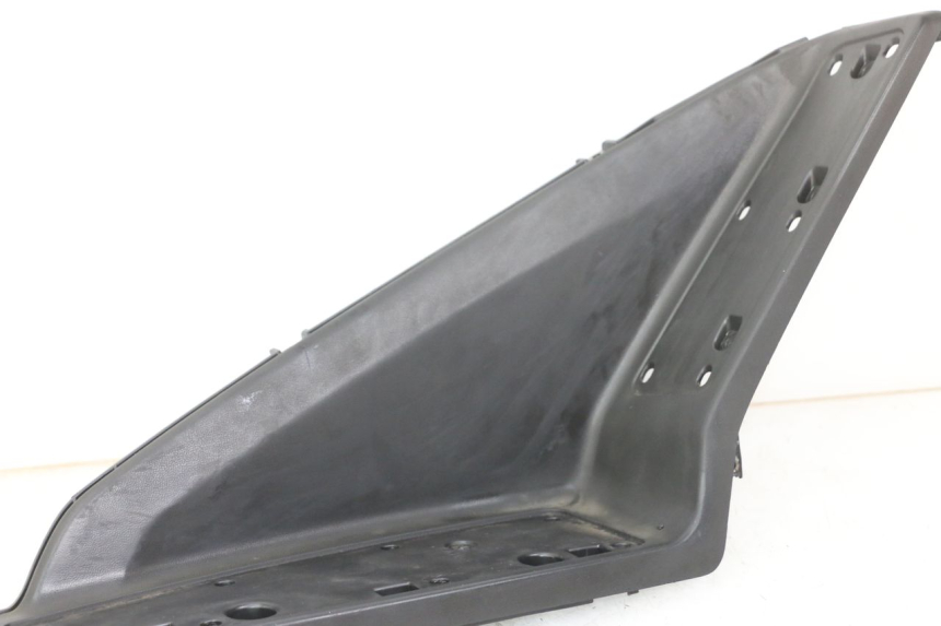 photo de RECHTER FUßRASTEN KYMCO X-TOWN XTOWN 125 (2016 - 2021) - Details der Befestigungspunkte