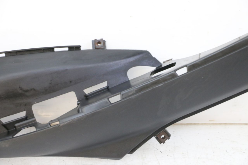 photo de TRITTBRETT VERKLEIDUNG RECHTS MBK OVETTO ONE 2T 50 (2013 - 2017) - Kennzeichnungen und Originalreferenzen