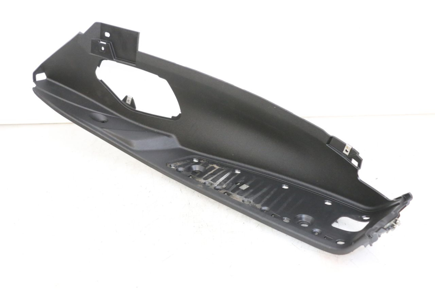 photo de TRITTBRETT VERKLEIDUNG RECHTS PIAGGIO MP3 HPE 350 (2018 - 2020) - Technische Nahaufnahme