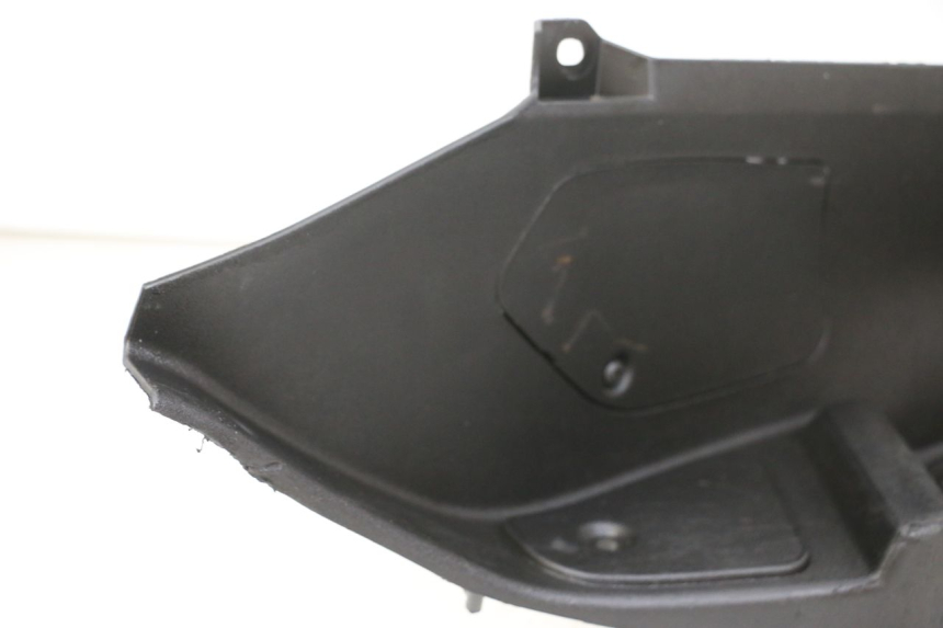 photo de RECHTER FUßRASTEN PIAGGIO MP3 LT 400 (2007 - 2012) - Oberflächenzustand und Material