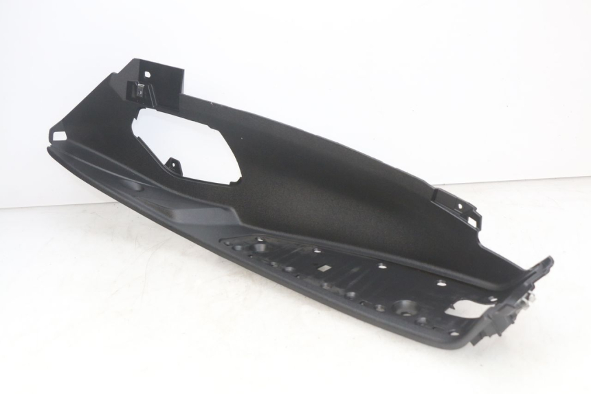 photo de RECHTER FUßRASTEN PIAGGIO MP3 500 (2014 - 2017) - Hauptansicht