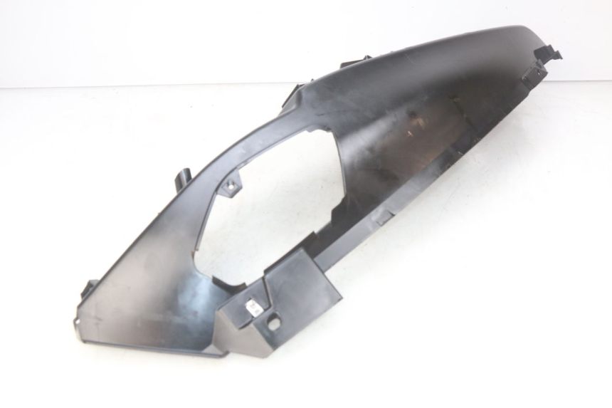 photo de RECHTER FUßRASTEN PIAGGIO MP3 500 (2014 - 2017) - Technische Nahaufnahme