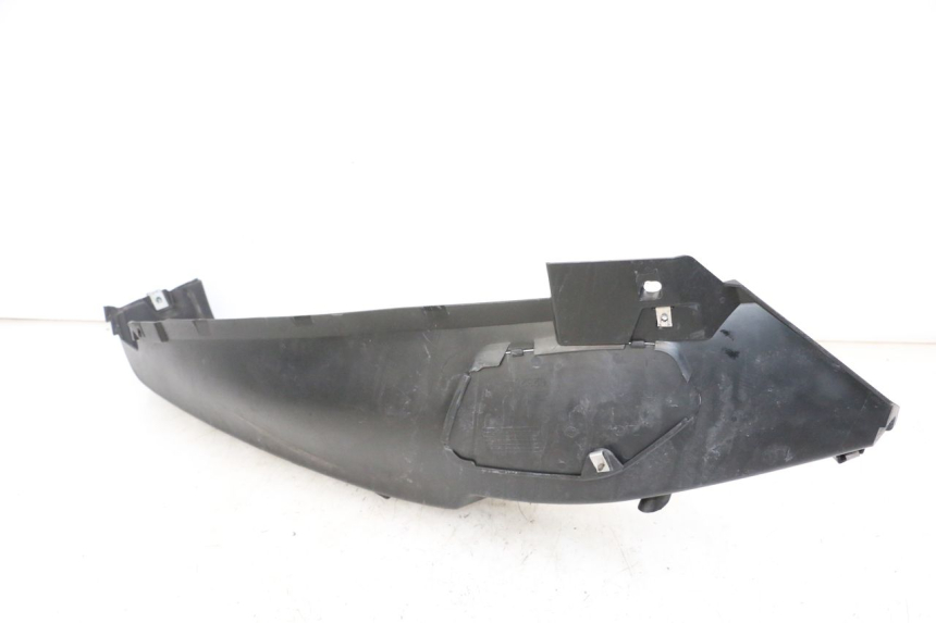 photo de RECHTER FUßRASTEN PIAGGIO MP3 500 (2014 - 2017) - Alternative Perspektive