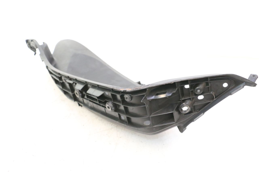 photo de TRITTBRETT VERKLEIDUNG RECHTS HONDA PCX (JF28) 125 (2009 - 2011) - Oberflächenzustand und Material