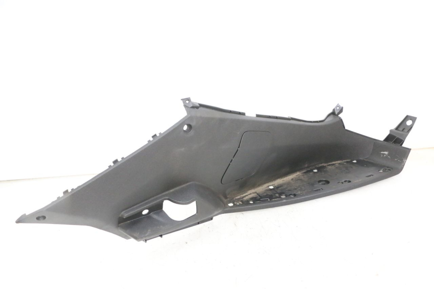 photo de TRITTBRETT VERKLEIDUNG RECHTS PEUGEOT SATELIS 125 (2013 - 2018) - Hauptansicht