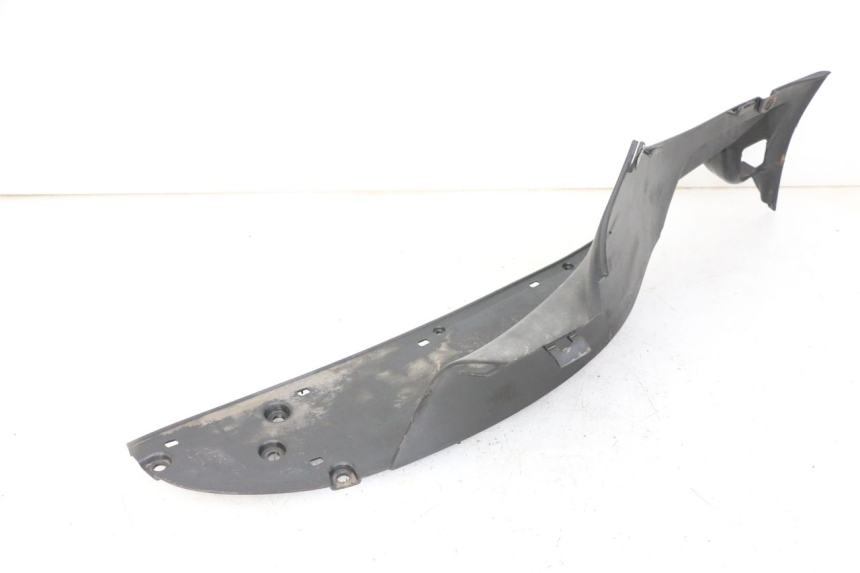 photo de TRITTBRETT VERKLEIDUNG RECHTS APRILIA SCARABEO GT TOURING 125 (1999 - 2005) - Gesamtansicht des Produkts