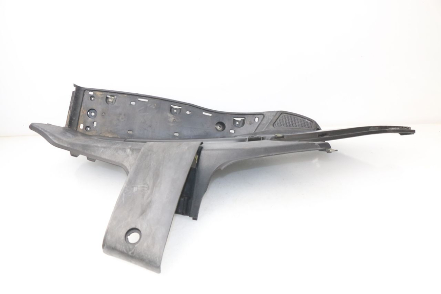 photo de TRITTBRETT VERKLEIDUNG RECHTS RAZZO STEED 125 (2012 - 2018) - Technische Nahaufnahme