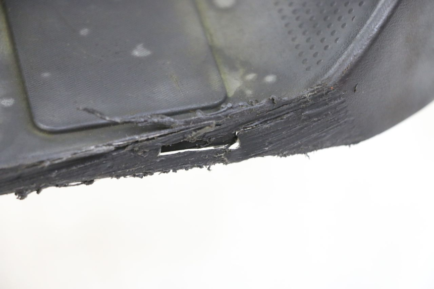 photo de RECHTER FUßRASTEN SUZUKI BURGMAN 125 (2007 - 2014) - Detailansicht des Bauteils