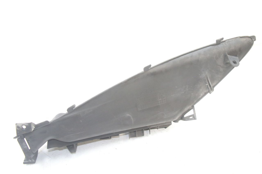 photo de TRITTBRETT VERKLEIDUNG RECHTS SUZUKI BURGMAN 125 (2015 - 2017) - Technische Nahaufnahme