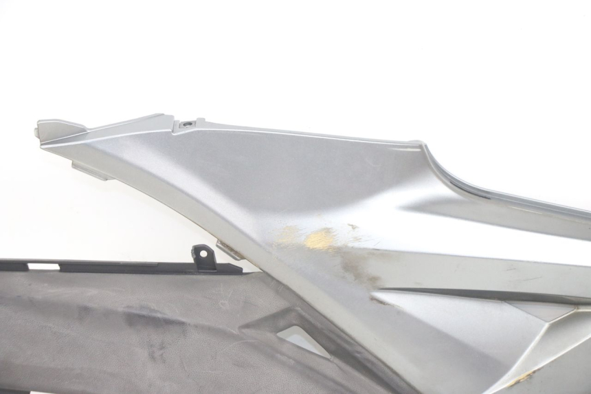 photo de TRITTBRETT VERKLEIDUNG RECHTS KYMCO X-CITING XCITING 400 (2014 - 2018) - Zoom auf Komponenten