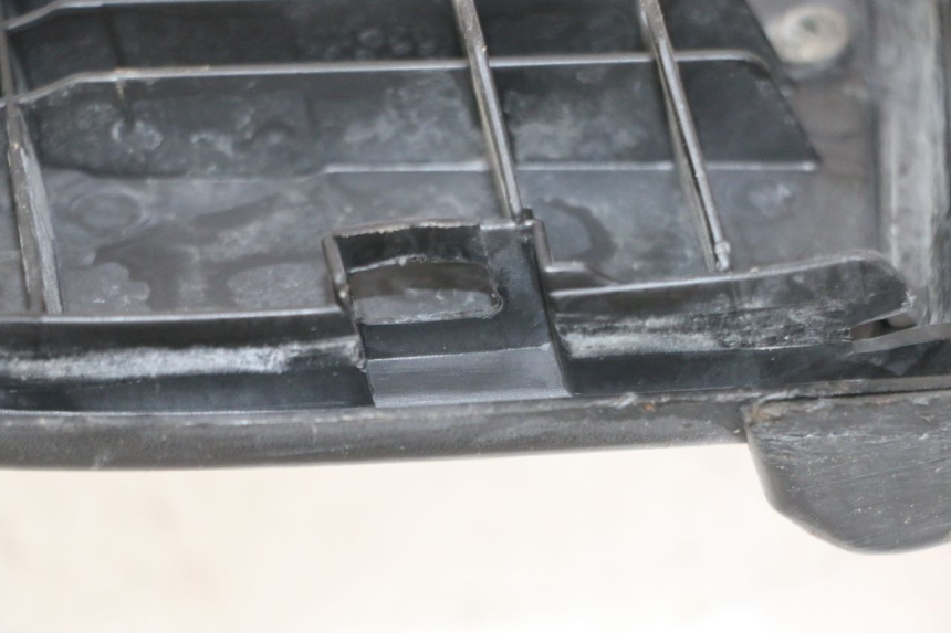 photo de TRITTBRETT VERKLEIDUNG RECHTS HONDA X8R 50 (1998 - 2003) - Zoom auf Gebrauchszustand