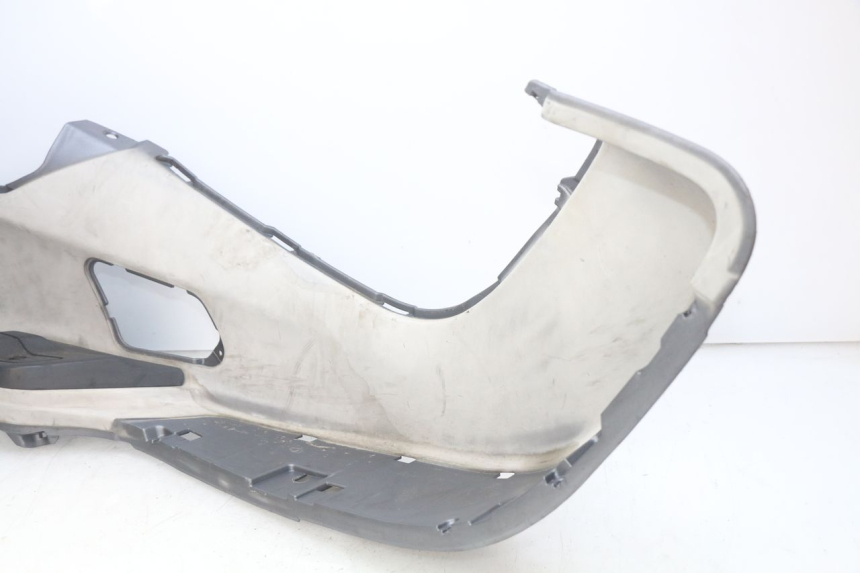 photo de RECHTER FUßRASTEN PIAGGIO X9 EVOLUTION 250 (2003 - 2007) - Oberflächenzustand und Material