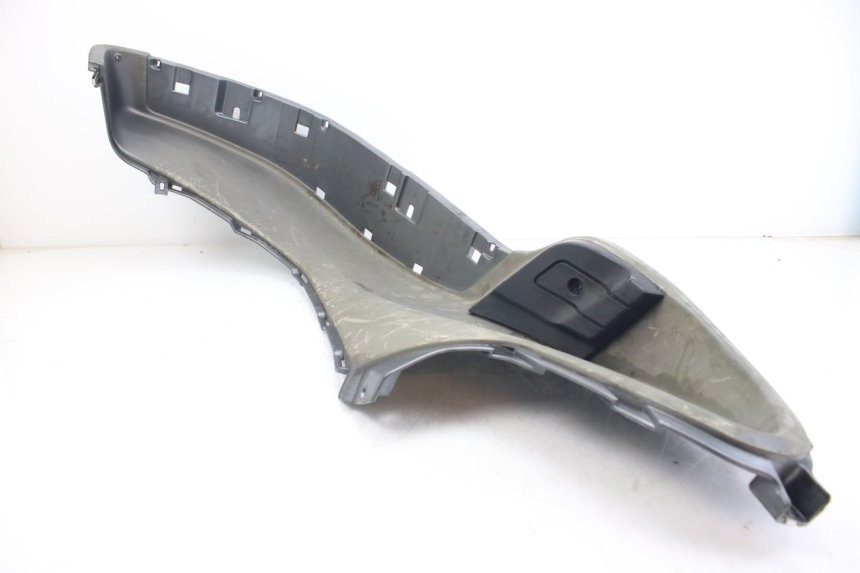 photo de RECHTER FUßRASTEN PIAGGIO X9 EVOLUTION 125 (2003 - 2007) - Zoom auf Gebrauchszustand