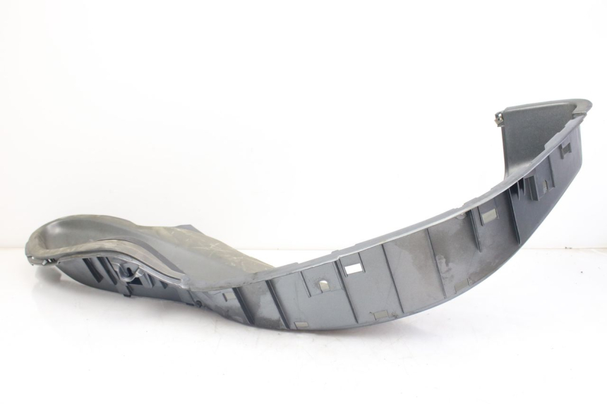 photo de RECHTER FUßRASTEN PIAGGIO X9 EVOLUTION 125 (2003 - 2007) - Details der Befestigungspunkte