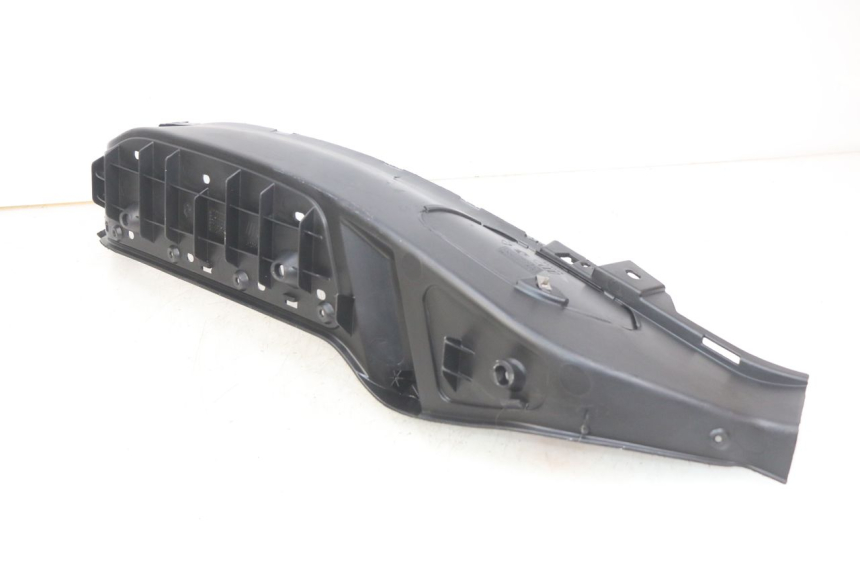 photo de RECHTER FUßRASTEN PIAGGIO XEVO - X EVO 125 (2007 - 2017) - Alternative Perspektive