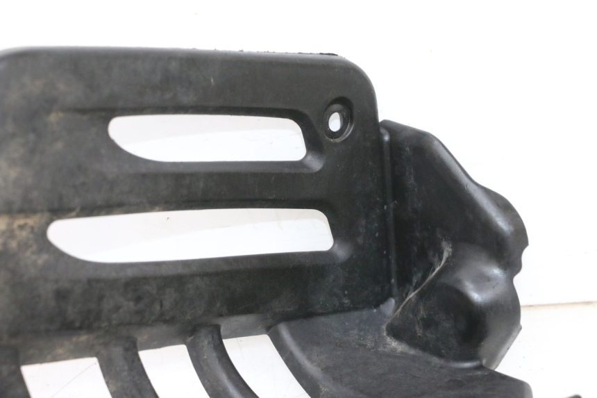 photo de TRITTBRETT VERKLEIDUNG RECHTS YAMAHA YFM R RAPTOR 250 (2008 - 2014) - Ergänzendes Produktfoto