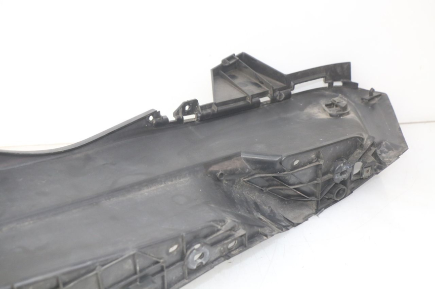 photo de RECHTER FUßRASTEN YAMAHA YP MAJESTY 400 (2004 - 2008) - Alternative Perspektive