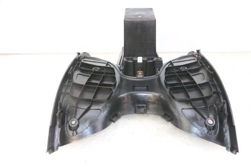 photo de FUßRASTE PEUGEOT ELYSEO 125 (1999 - 2004) - Oberflächenzustand und Material