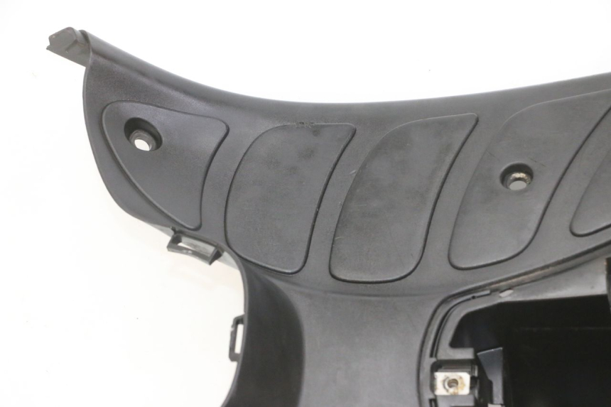 photo de TRITTBRETT VERKLEIDUNG PEUGEOT ELYSTAR 125 (2002 - 2007) - Zoom auf Komponenten