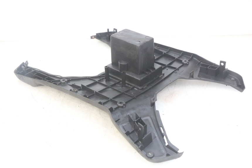 photo de FUßRASTE KEEWAY F-ACT FACT 50 (2006 - 2011) - Oberflächenzustand und Material