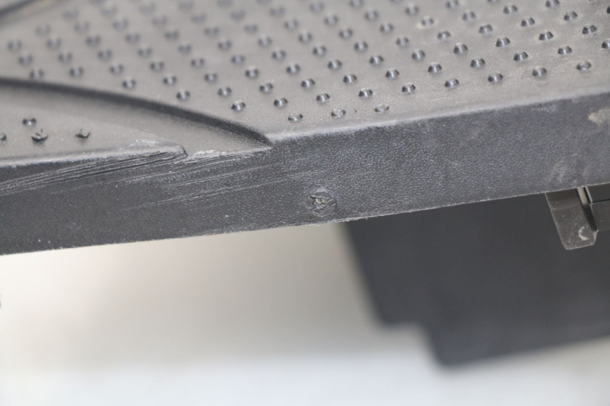 photo de TRITTBRETT VERKLEIDUNG SYM FIDDLE 2 50 (2008 - 2013) - Technische Nahaufnahme