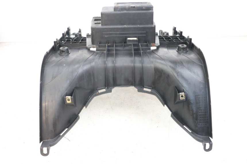 photo de TRITTBRETT VERKLEIDUNG SYM FIDDLE 3 III 50 (2014 - 2020) - Oberflächenzustand und Material