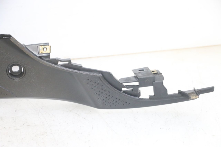 photo de TRITTBRETT VERKLEIDUNG SYM FIDDLE 3 III 50 (2014 - 2020) - Zoom auf Komponenten